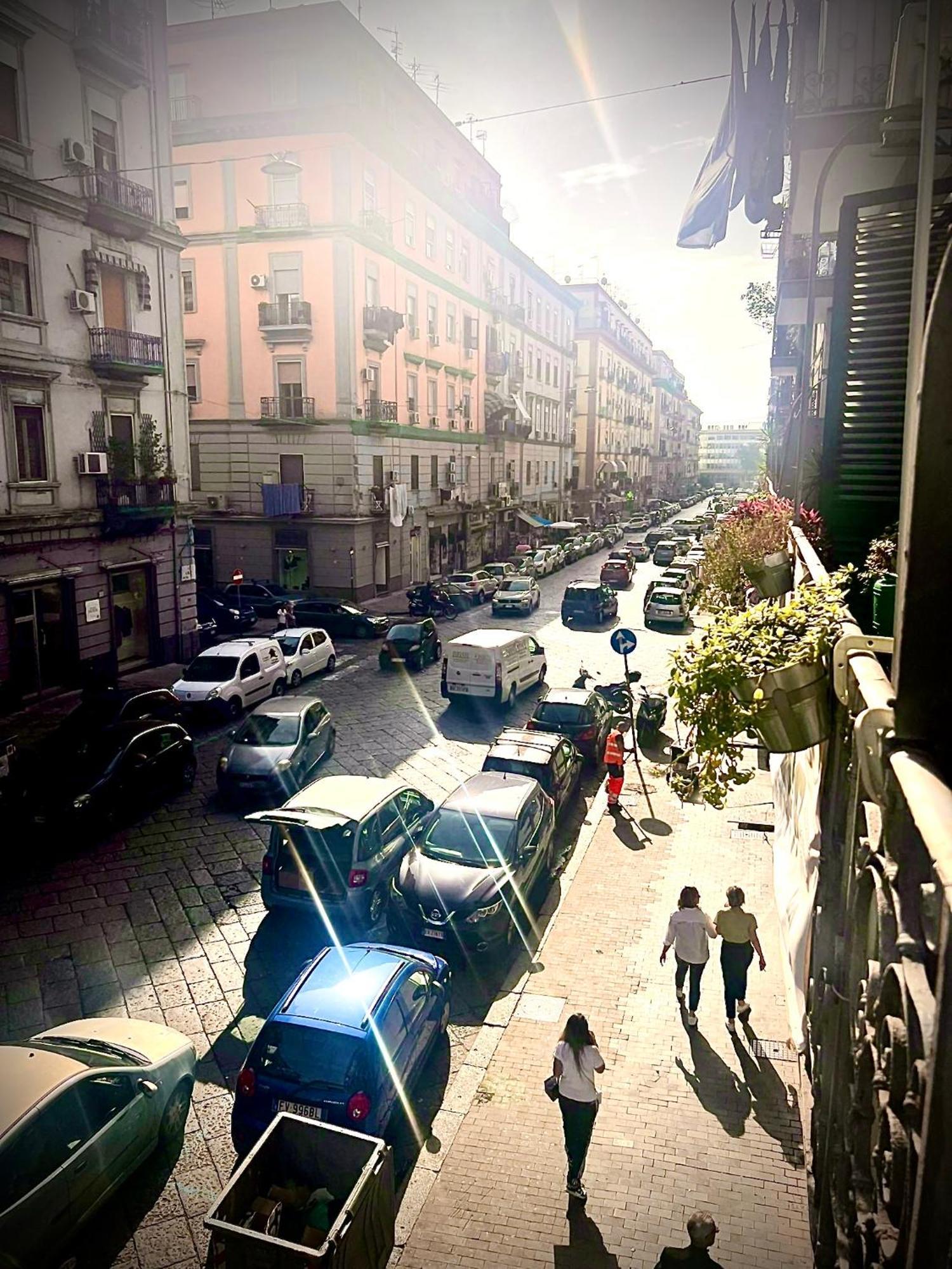 Vacanze Napoli Centrale Bagian luar foto