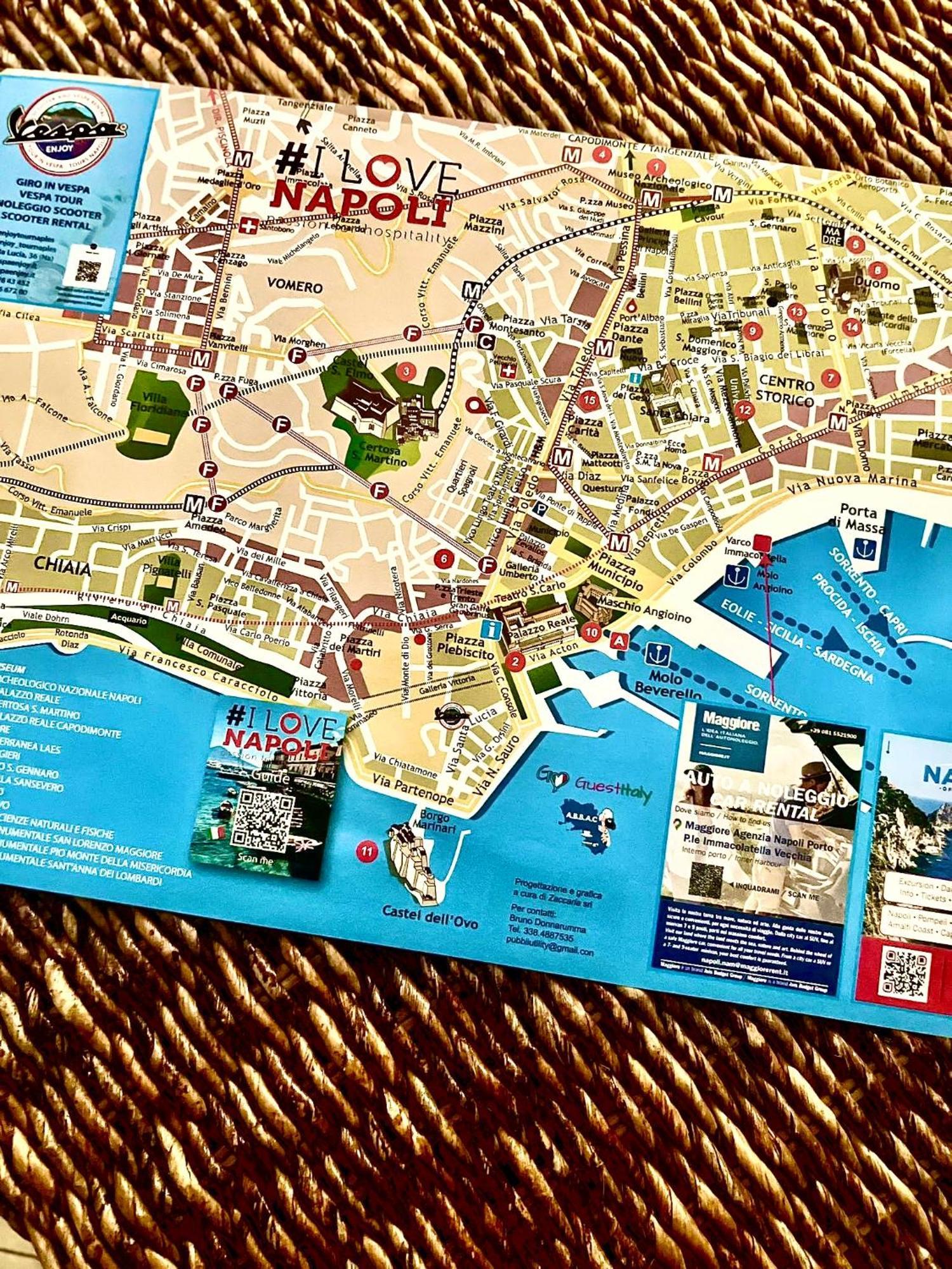 Vacanze Napoli Centrale Bagian luar foto